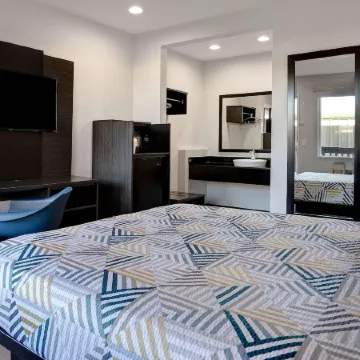 Motel 6 Eureka, CA – Redwood Coast