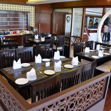 Hotel Casaya Inn