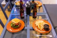 Mala Vecindad Beer Hotel