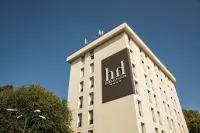 Helios Hotel & Terrazza Mia Hotel dekat PalaBancoDesio