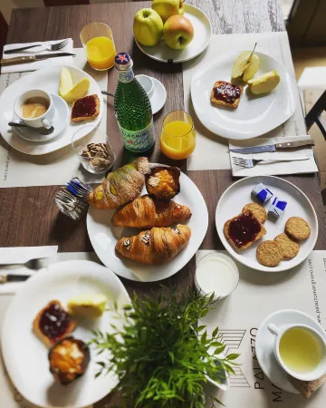 Palazzo Marignano Hotel Отели в г. Лоди