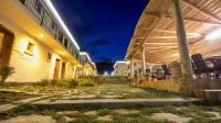 Sukha Inn Otel & Beach