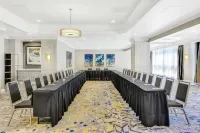 Embassy Suites by Hilton Anaheim Orange فنادق في Orange