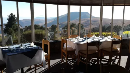 Witsieshoek Mountain Lodge Отели в г. Qwa-Qwa