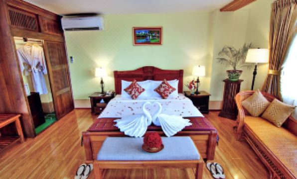 Shwe Ingyinn Hotel Mandalay - Housity
