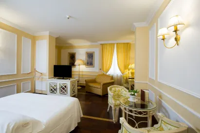 パラッツォ アラバルディエリ