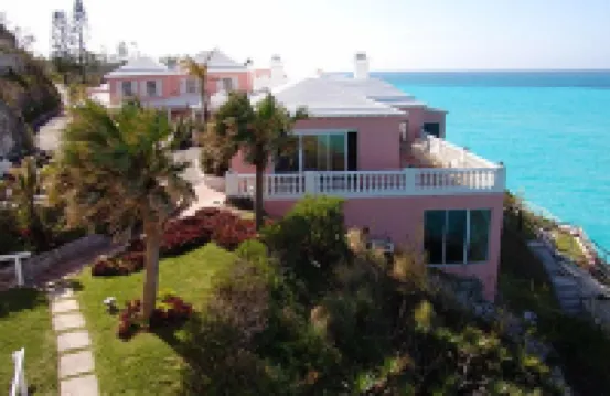 Pompano Beach Club Hotels in Sandys