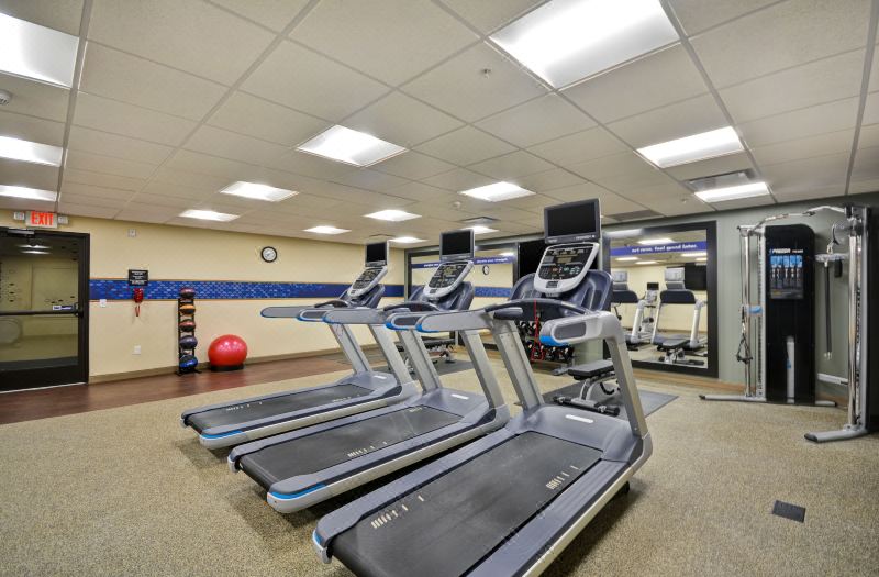 Hampton Inn & Suites Detroit/Warren photo 3