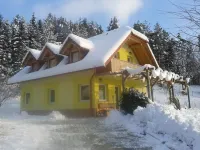 Sunny Holiday House B&B Hotels in Mozirje