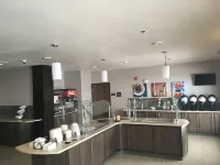 ステイブリッジ スイーツ ラピッド シティ - ラシュモア by IHG - 朝食