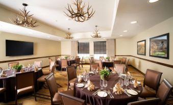 Angler's Lodge Hollister