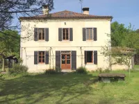 ARRION chambres d'hôtes & gîte Hôtels à proximité de : Conservatoire avicole du Puyobrau