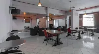 RedDoorz @ Achino Hotel Bandung Hotels in Regol