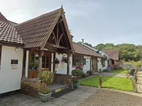 Little Foxes Hotel & Gatwick Airport Parking Hotels in Colgate