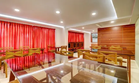 Treebo Park Отели рядом с достопримечательностью «NAZI»