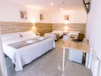 Hostal Gran Vía Hotéis em Pinto