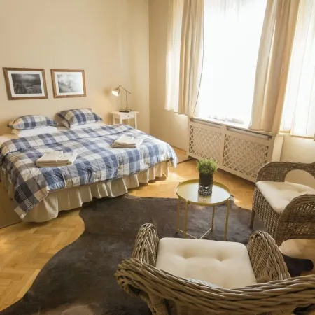 Ratiu House