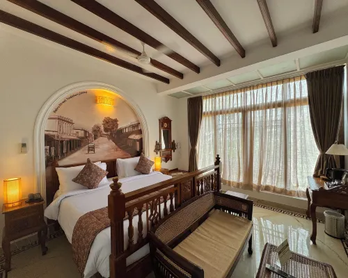 La Plage Seaview Suites Hotels near Old Lighthouse