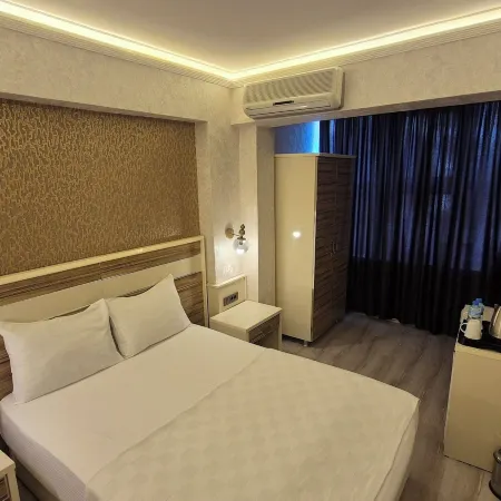 Best Smyrna Hotel