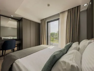 Leaf River Suites