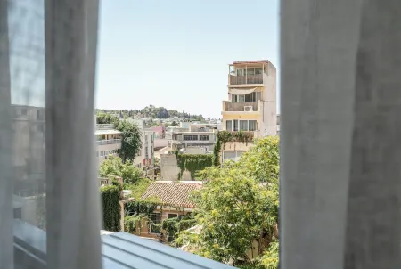 Koyo Athens Отели рядом с достопримечательностью «Храм Гефеста»