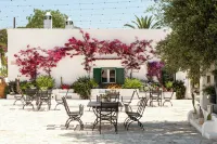 Masseria San Nicola Savelletri - B&B Hôtels à : Capitolo
