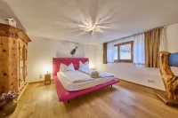 Waldharmonie Chalet & Apartments - Mountain view