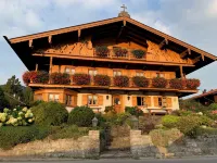 Hotel garni Fischerweber am See Hotels in Rottach-Egern