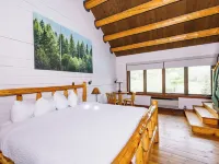 Drummond Island Resort Hotels in Chippewa County