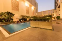 Jaipur Marriott Hotel - Rooftop Pools