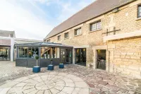 Manoir'Hastings Hotels in 