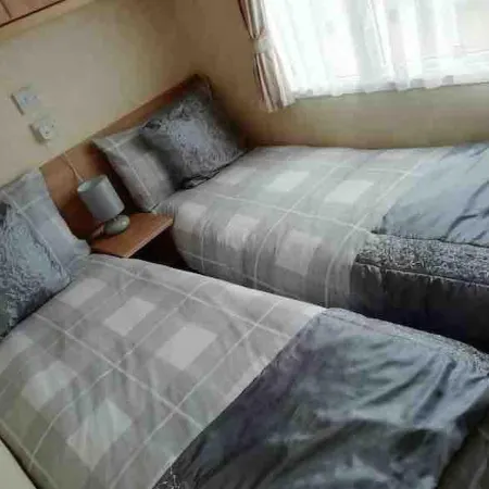 Static Caravan Port Haverigg Marina. Marina View Отели в г. Милом