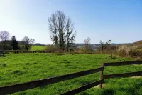 Country house in quiet cul-de-sac, with beautiful view of the Morvan, single storey