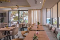 Glow Boutique Hotel & Suites - Aamiainen