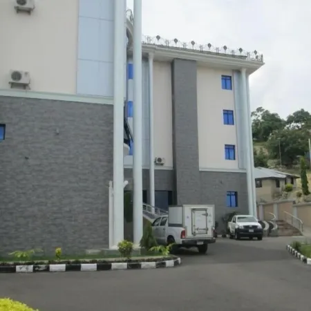 Idrinana Hotels