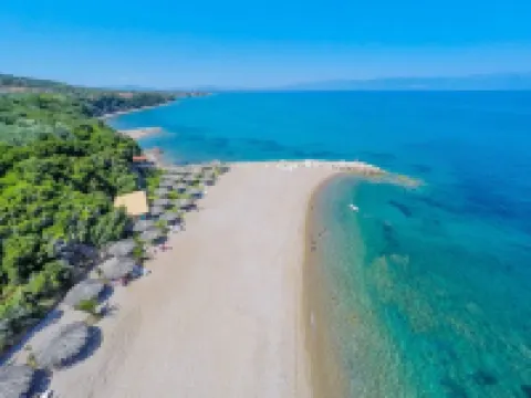 Casa Nebari Seaside Retreats - Fully Equipped, Ideal Spot Hotels in Petalidi
