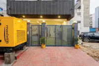 Lime Tree Luxury 2BHK Service Apartments Các khách sạn ở 