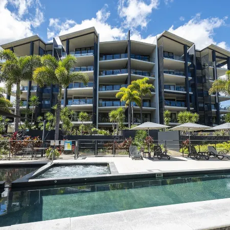 The Bay Apartments