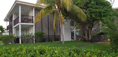 Touba Manga Beach Hotels in 