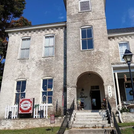 The Lodge at Old City Hall