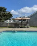 Kingfisher Oceanside - Pools