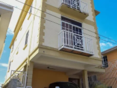 廷博斯公寓 羅索酒店