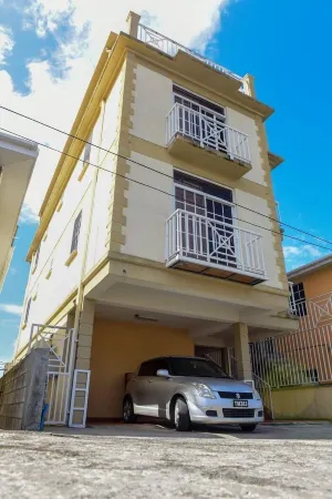 Timbo's Apartelle Отели в г. Канфилд