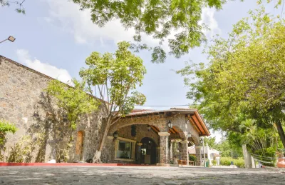 Hotel Coral Cuernavaca Resort & Spa Hotels in Xochitepec