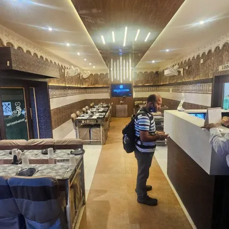 New Bhabani Hotel