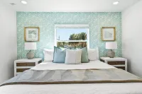 Designer Home - 9 Beds - New Pool - by Beach