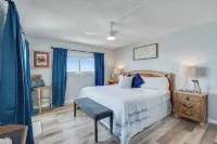 Salty Kisses 🏝 Ocean Front Condo 2 Pools, Hot Tub, Fitness and Game Room!!