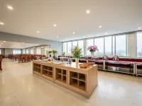 Tahiti Central Seaview - 50m to Night Market Phu Quoc Hotels near Ham Ninh
