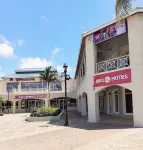 237 Bratton Avenue Hotels in Монтего-Бей