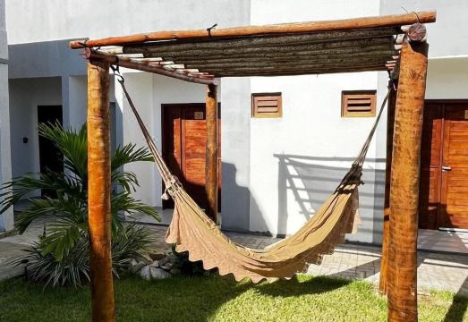 마르벨로 포우사다 고스토소의 실내 수영장